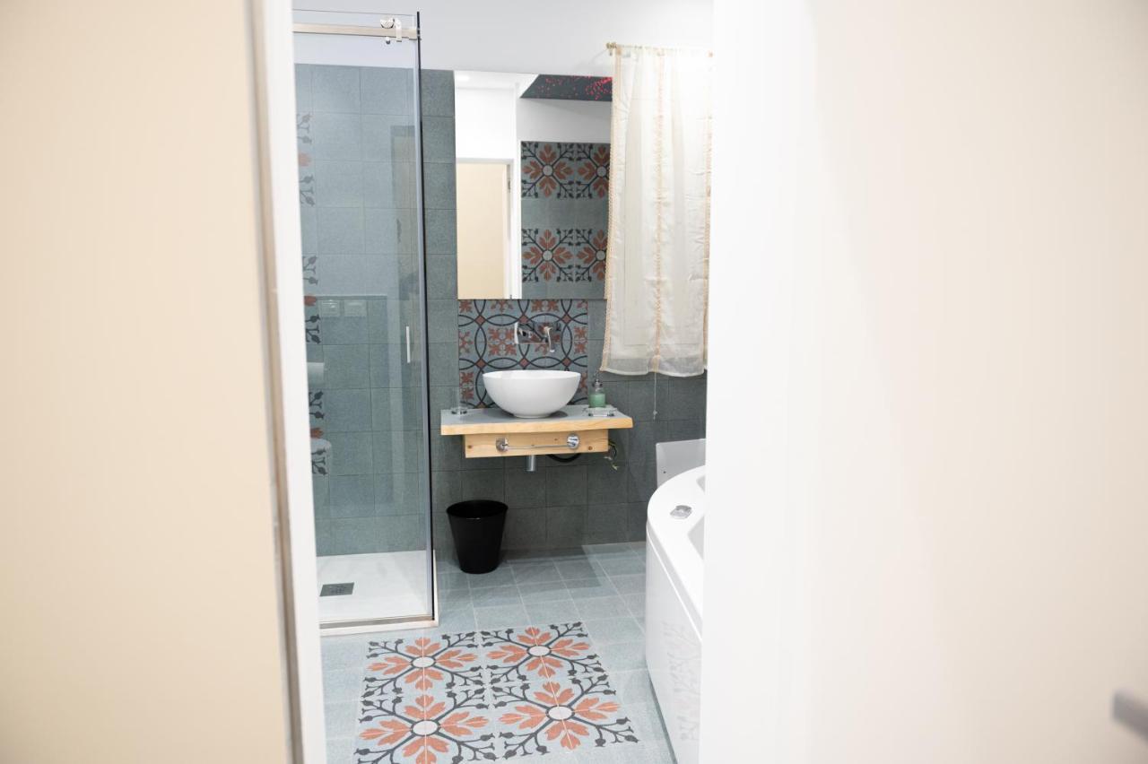 Ursino'S Luxury Panzió Catania-Fontanarossai nemzetközi repülőtér Kültér fotó